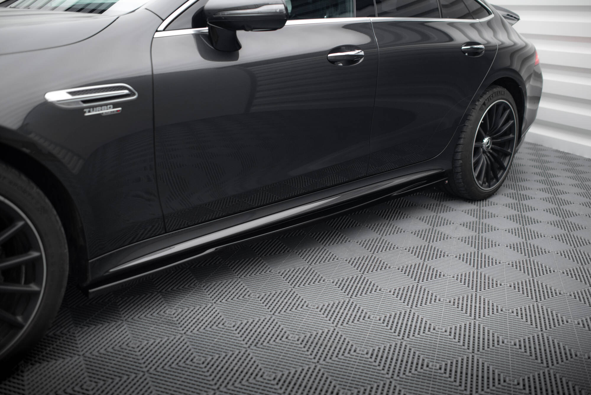 Tuningkit Mercedes-AMG GT 4 53 2018 -> | Sport Eksteriør Styling-sett – bilde 6