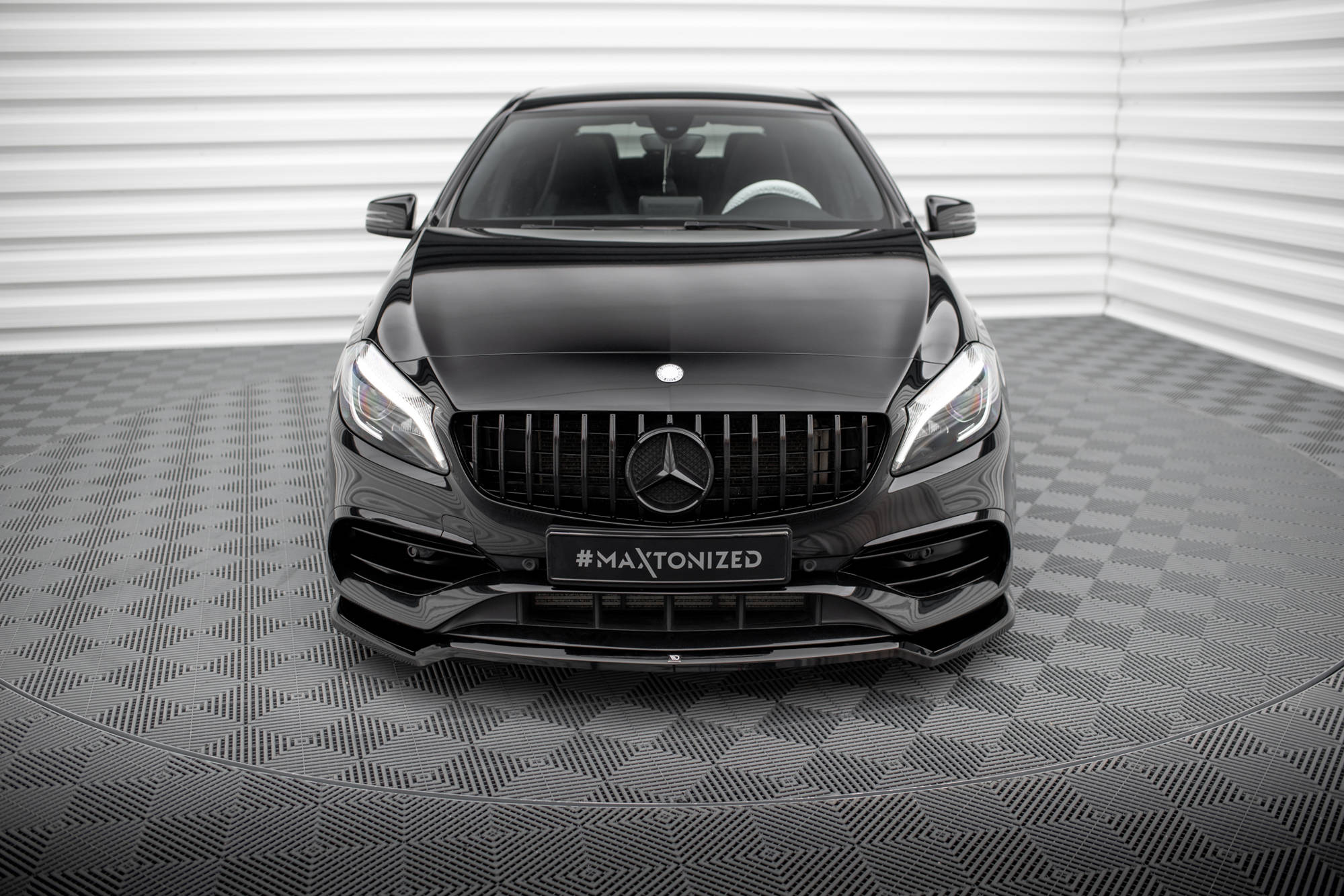 Tuningkit Mercedes-Benz A AMG-Line (W176) Facelift 2015 -2018 | Sport Eksteriør Styling-sett Image 2