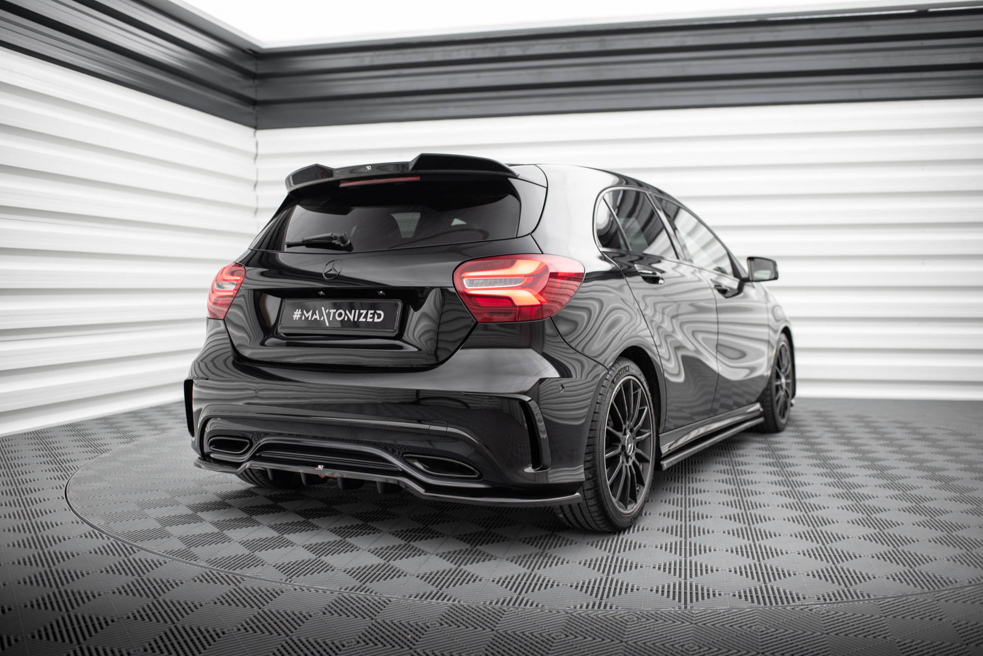 Tuningkit Mercedes-Benz A AMG-Line (W176) Facelift 2015 -2018 | Sport Eksteriør Styling-sett Image 8
