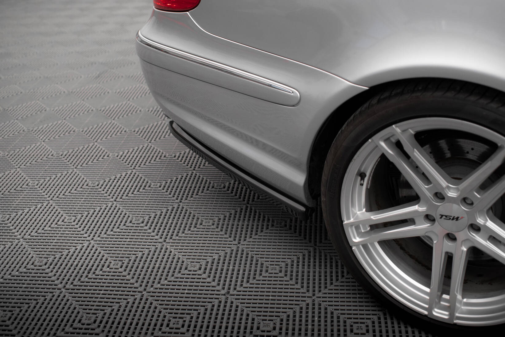 Tuningkit Mercedes-Benz AMG E 55 (W211) 2003 - 2006 | Sport Eksteriør Styling-sett Image 11