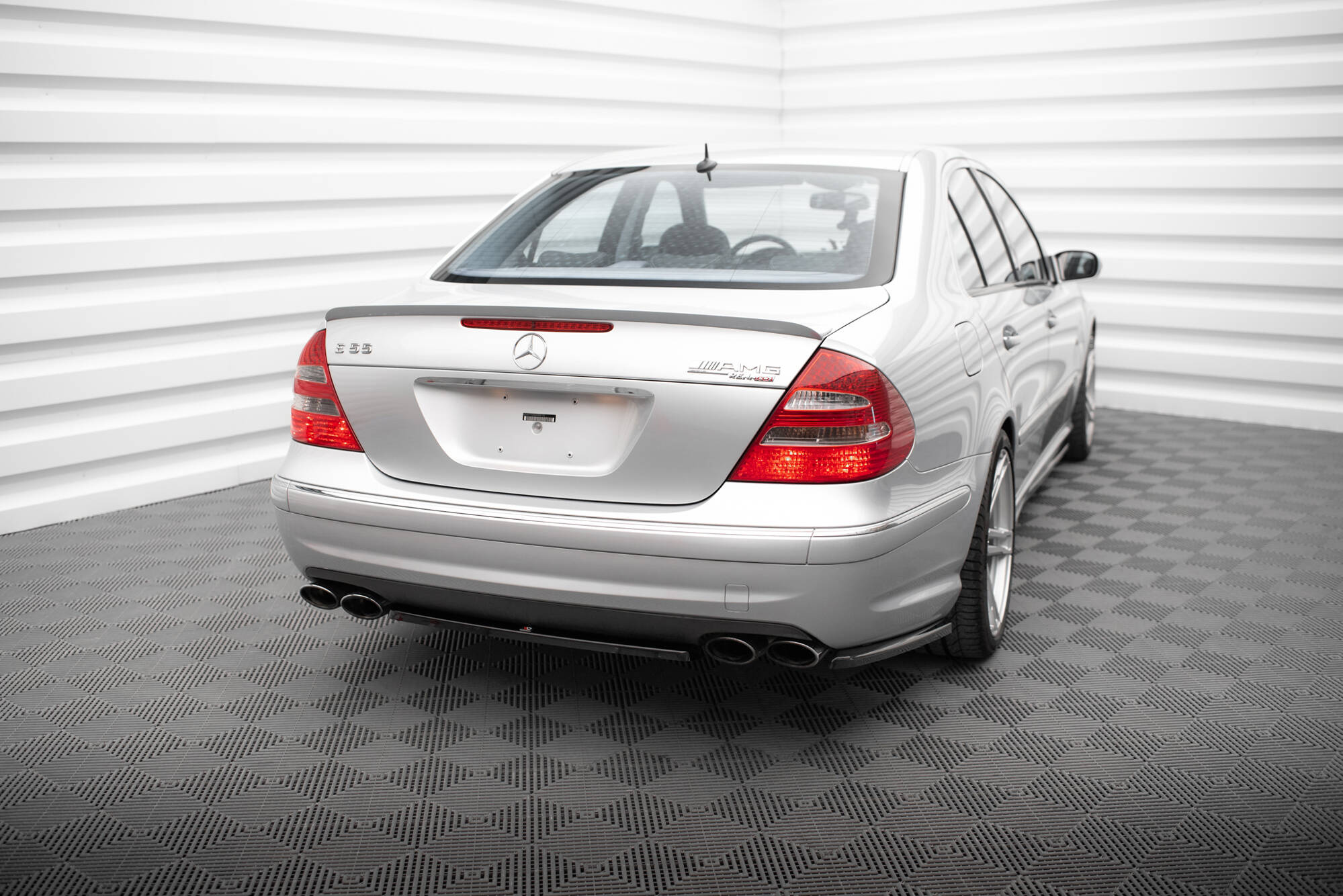 Tuningkit Mercedes-Benz AMG E 55 (W211) 2003 - 2006 | Sport Eksteriør Styling-sett Image 9