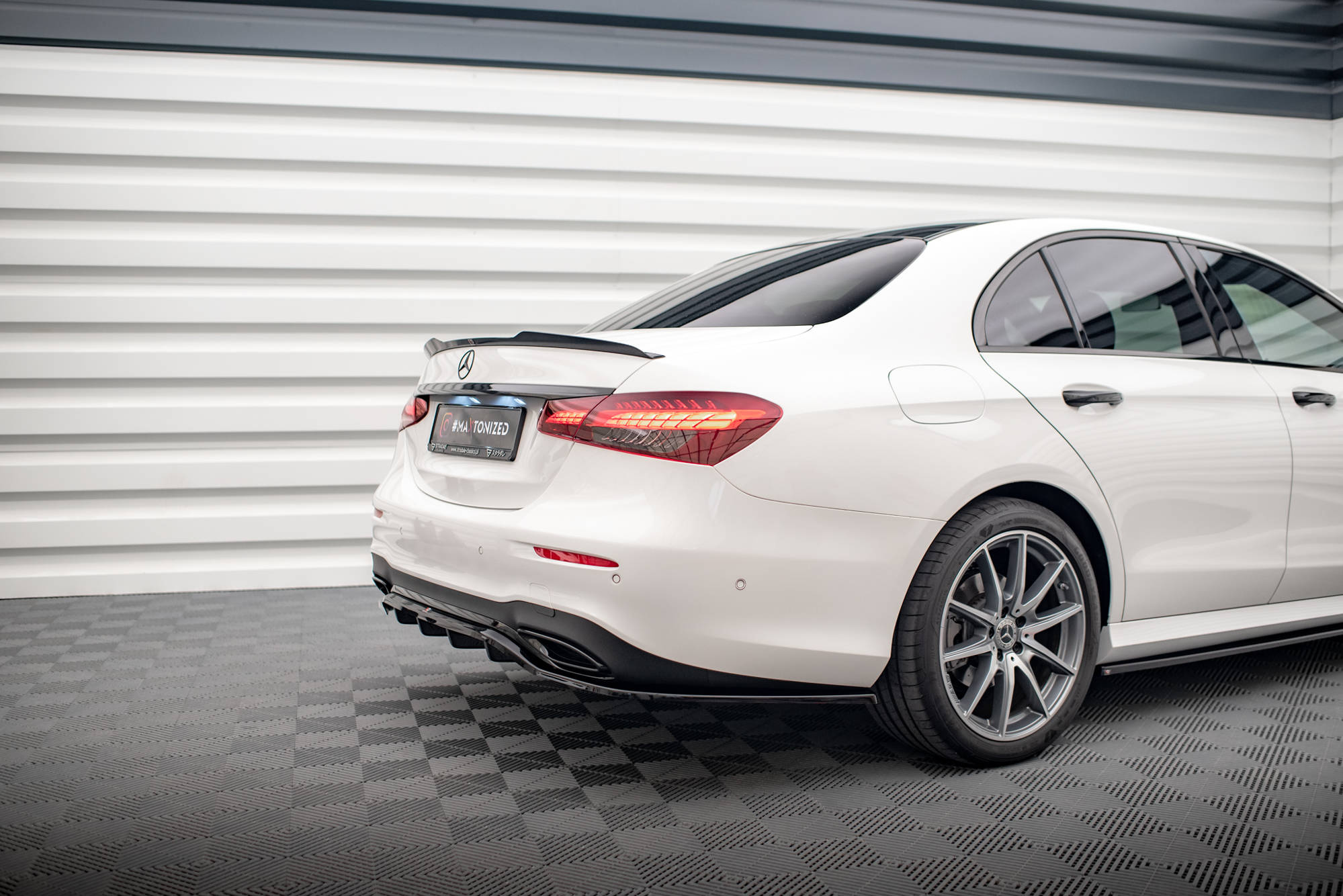 Tuningkit Mercedes-Benz E AMG (W213) Facelift 2020 - 2023 | Sport Eksteriør Styling-sett Image 10