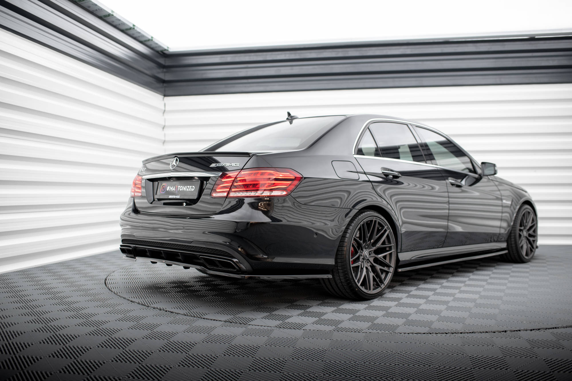 Tuningkit Mercedes-Benz E63 AMG (W212) Facelift 2013 - 2016 | Sport Eksteriør Styling-sett – bilde 5