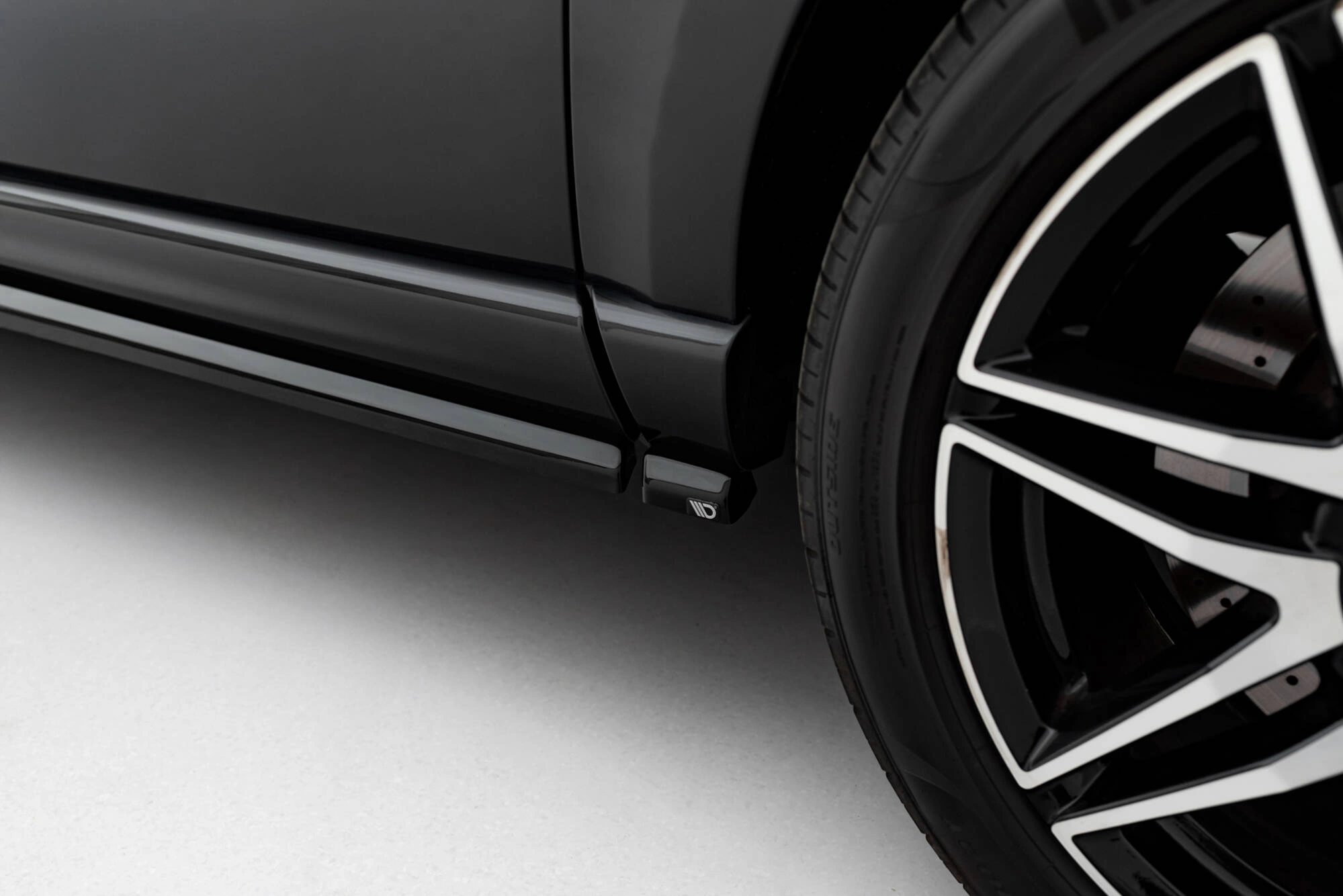 Tuningkit Mercedes-Benz V-Class (W447) AMG Line Facelift 2019 - 2024 | Sport Eksteriør Styling-sett Image 7