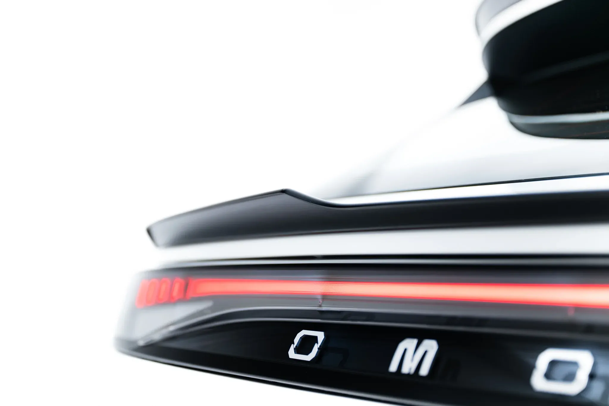 Tuningkit Omoda 9 (Mk1) 2025-2026 | Glossy Black Edition – bilde 8