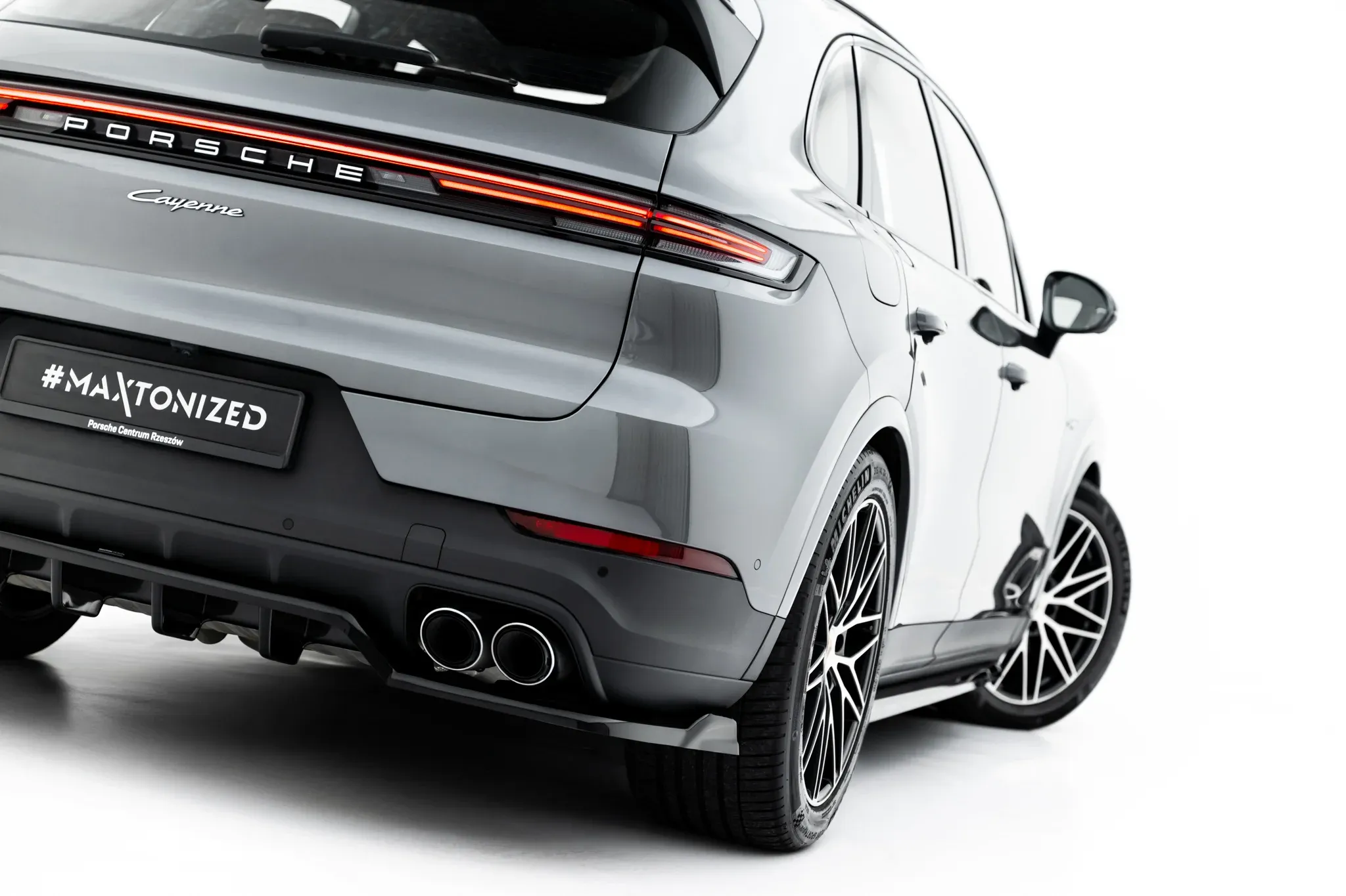 Tuningkit Porsche Cayenne III Facelift 2023 -> | Glossy Black Edition – bilde 12