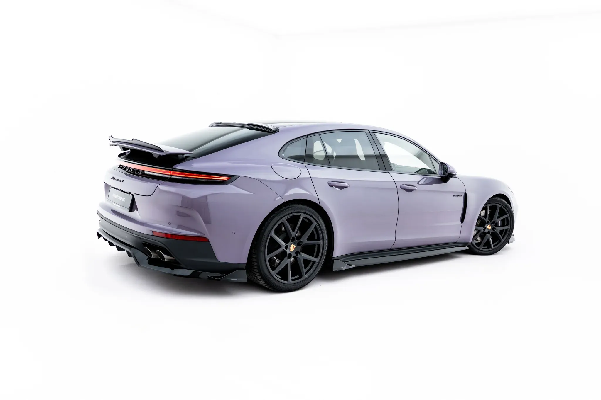 Tuningkit Porsche Panamera (972/ 4 972/ 4/4S E-Hybrid) 2024 -> | Glossy Black Edition – bilde 5