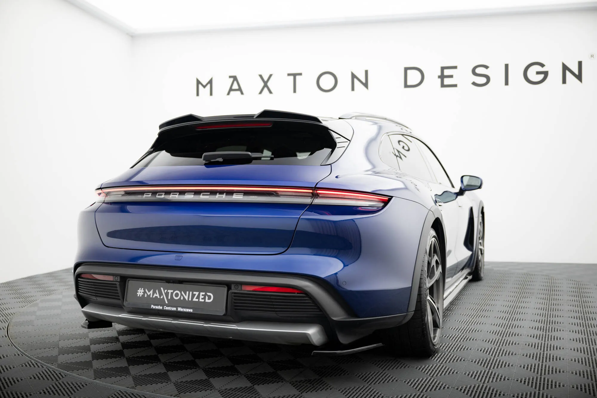 Tuningkit Porsche Taycan Cross Turismo 2021 -> | Sport Eksteriør Styling-sett – bilde 12