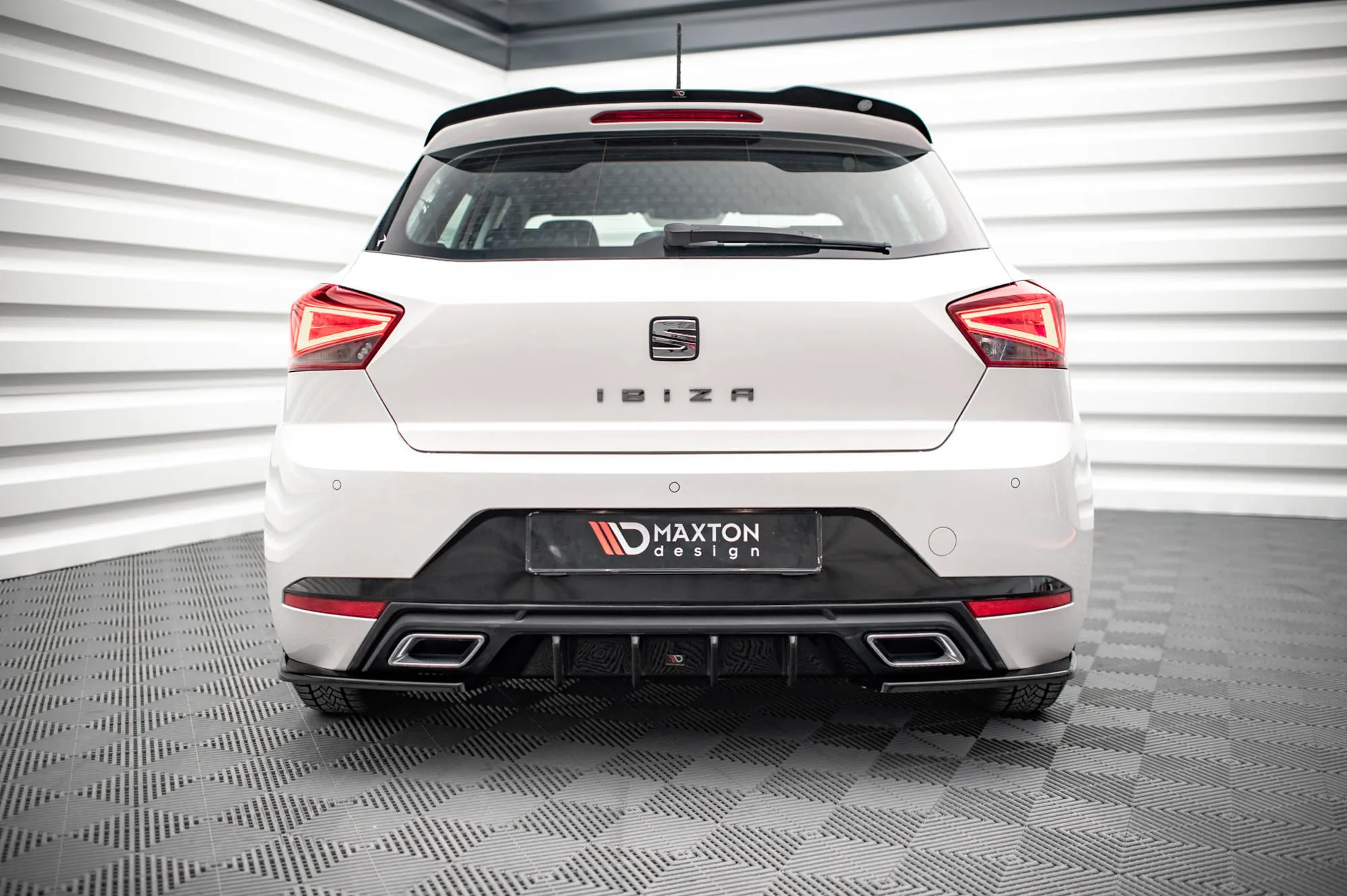 Tuningkit Seat Ibiza FR Mk5 2017 - 2021 | Glossy Black Edition – bilde 10