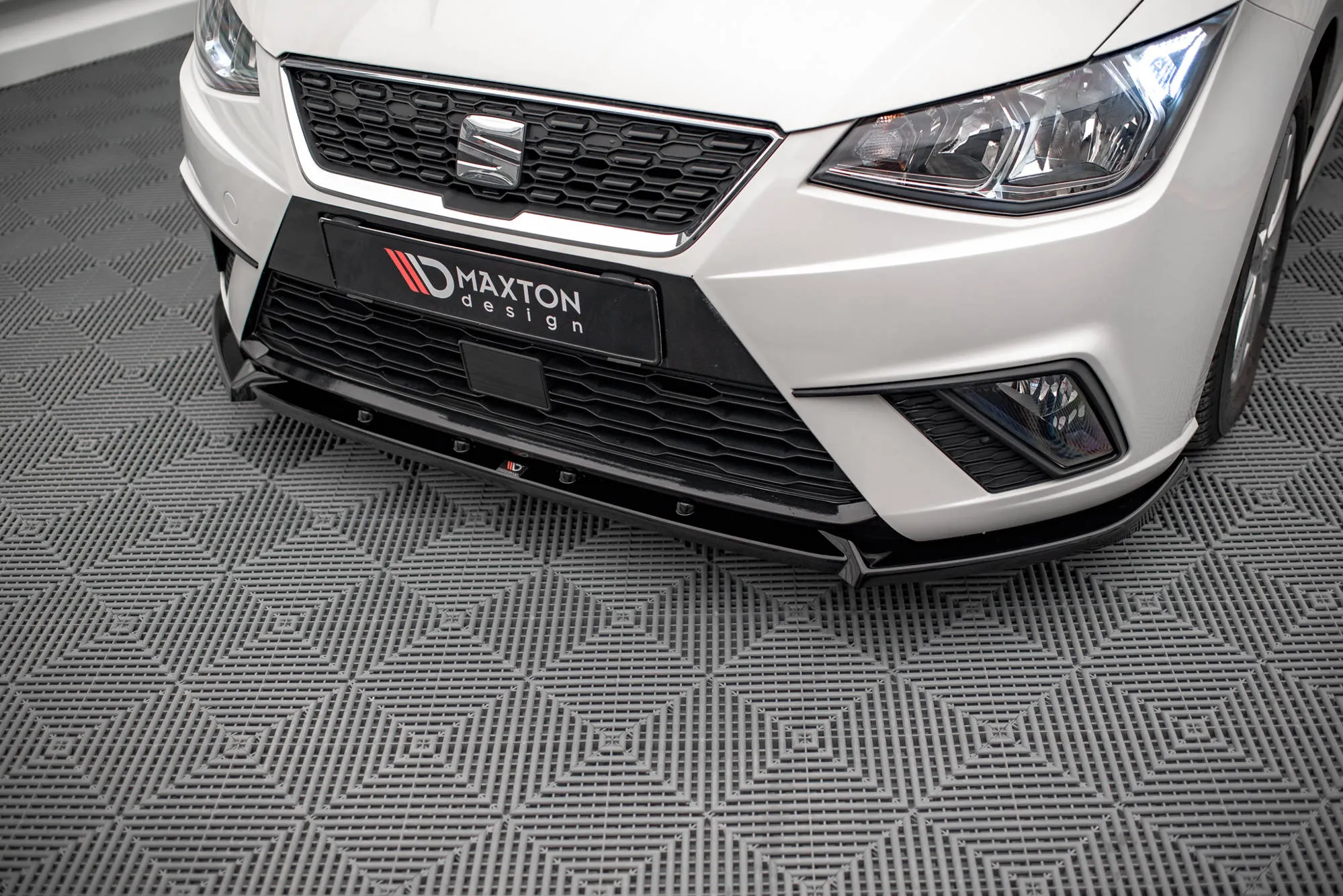 Tuningkit Seat Ibiza FR Mk5 2017 - 2021 | Glossy Black Edition – bilde 3