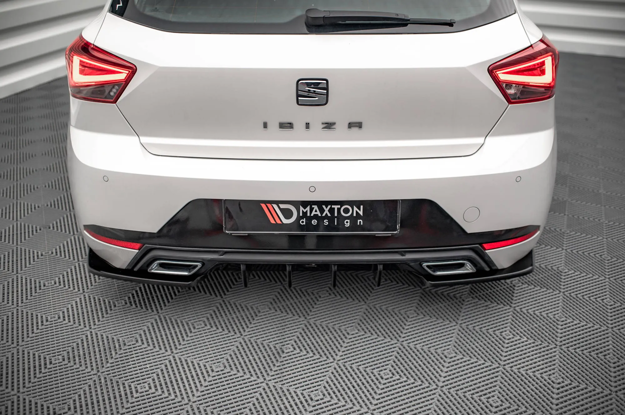 Tuningkit Seat Ibiza FR Mk5 2017 - 2021 | Glossy Black Edition – bilde 7