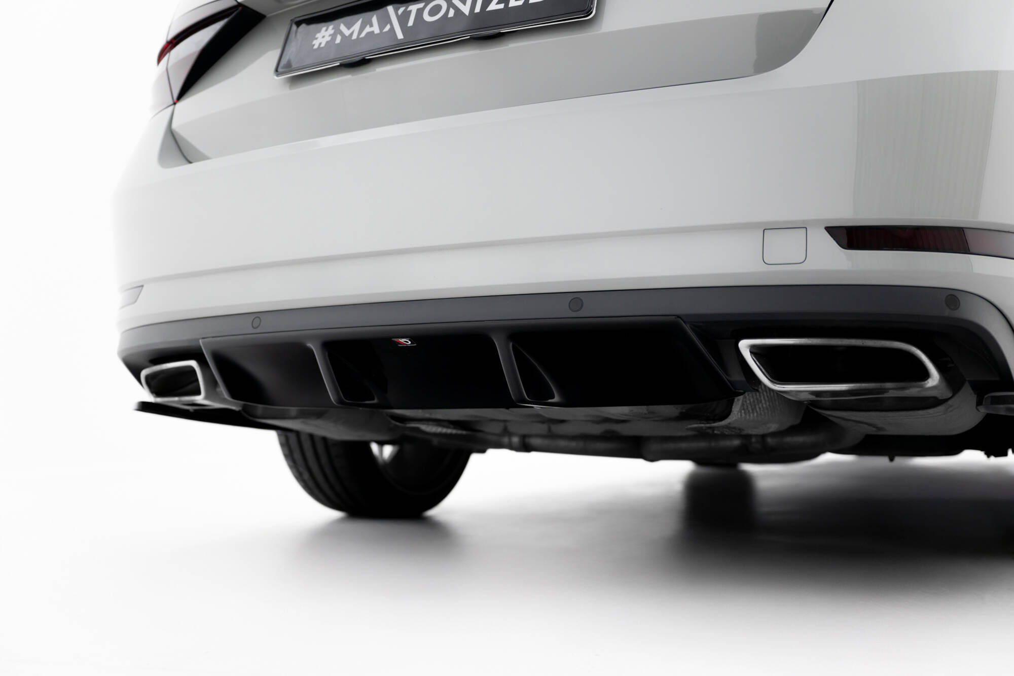 Tuningkit Skoda Superb Liftback Mk3 2015 - 2019 | Sport Eksteriør Styling-sett Image 7