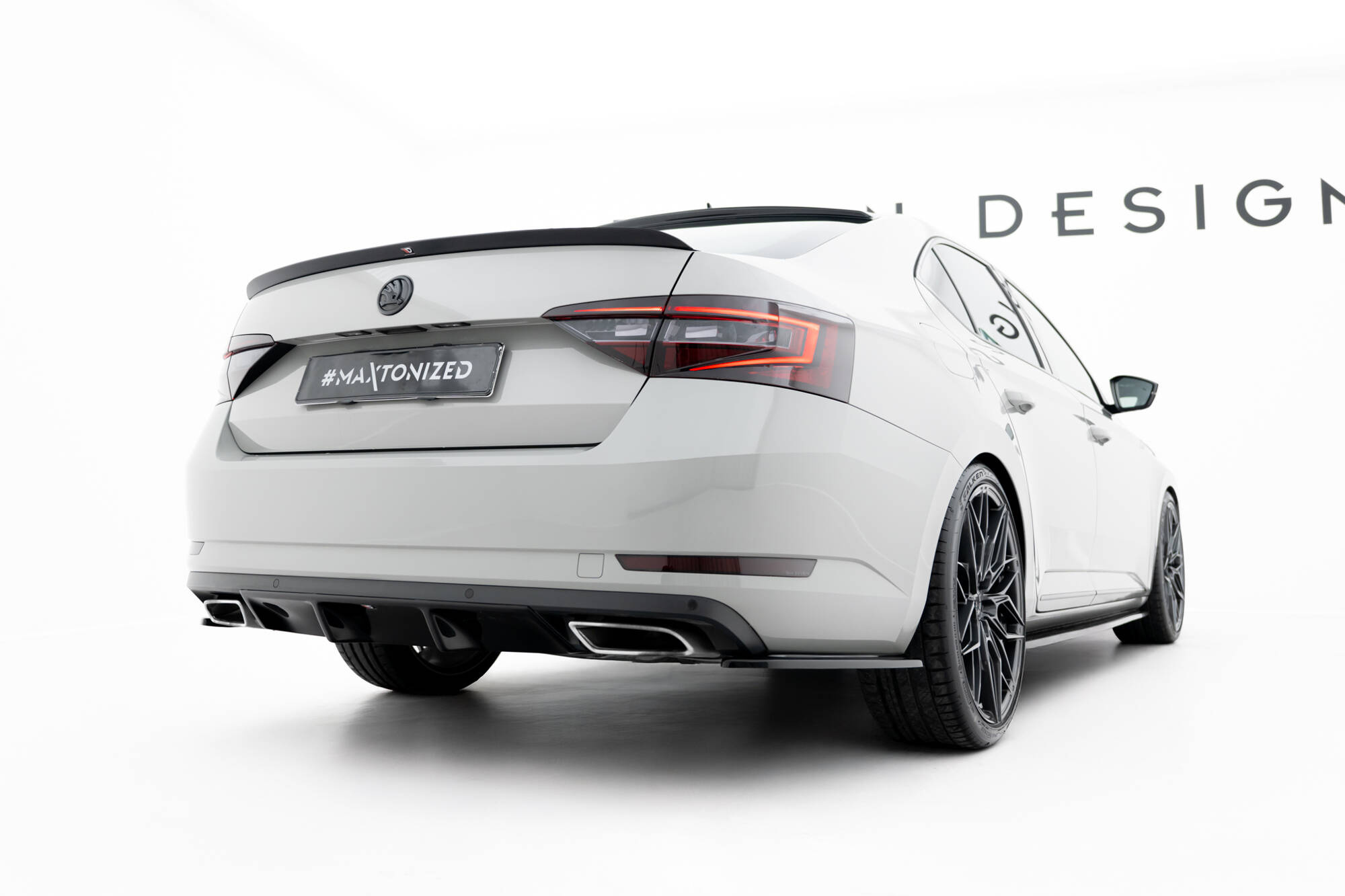 Tuningkit Skoda Superb Liftback Mk3 2015 - 2019 | Sport Eksteriør Styling-sett Image 8