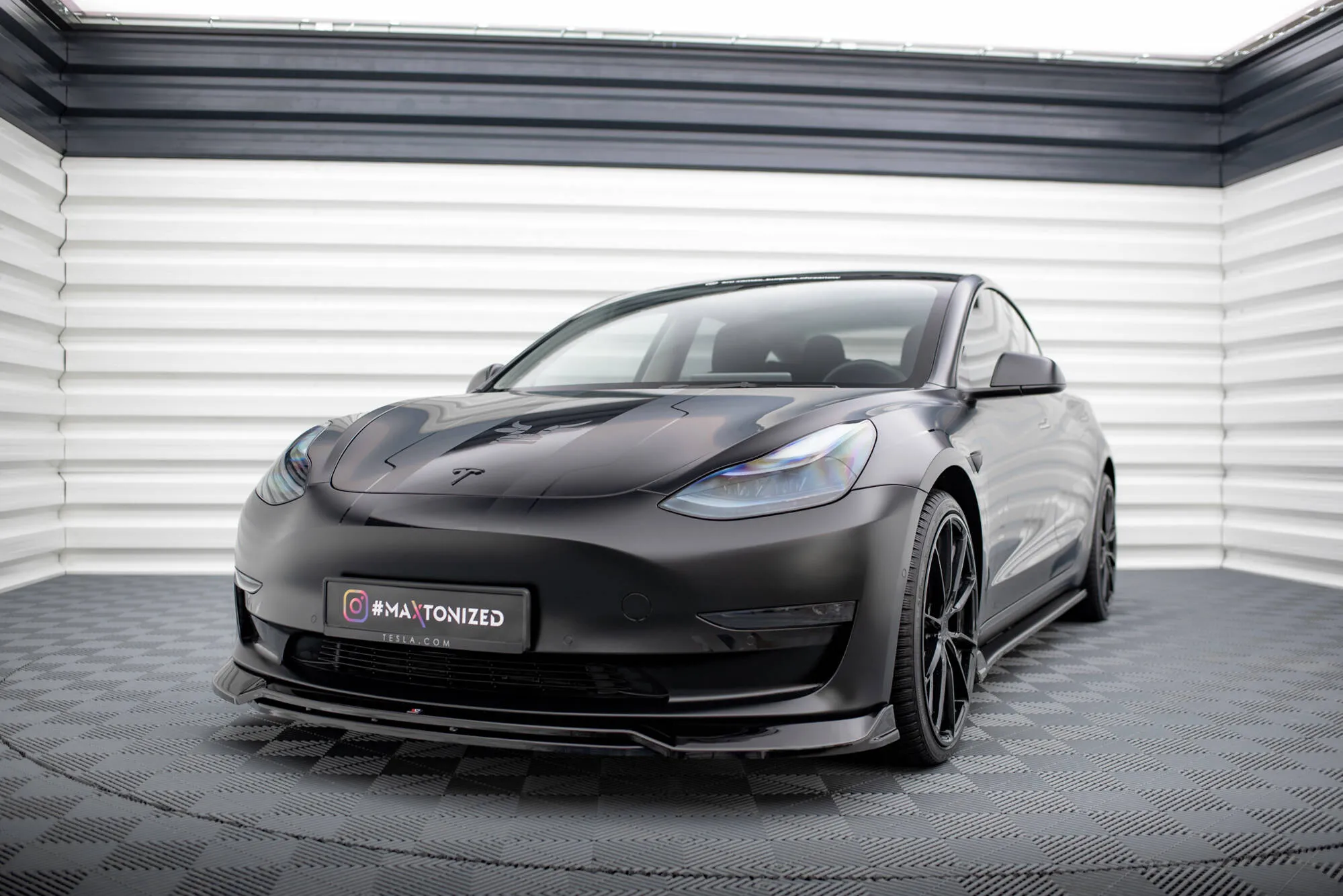 Tuningkit Tesla Model 3 2017 - 2023 | Sport Eksteriør Styling-sett Image 4