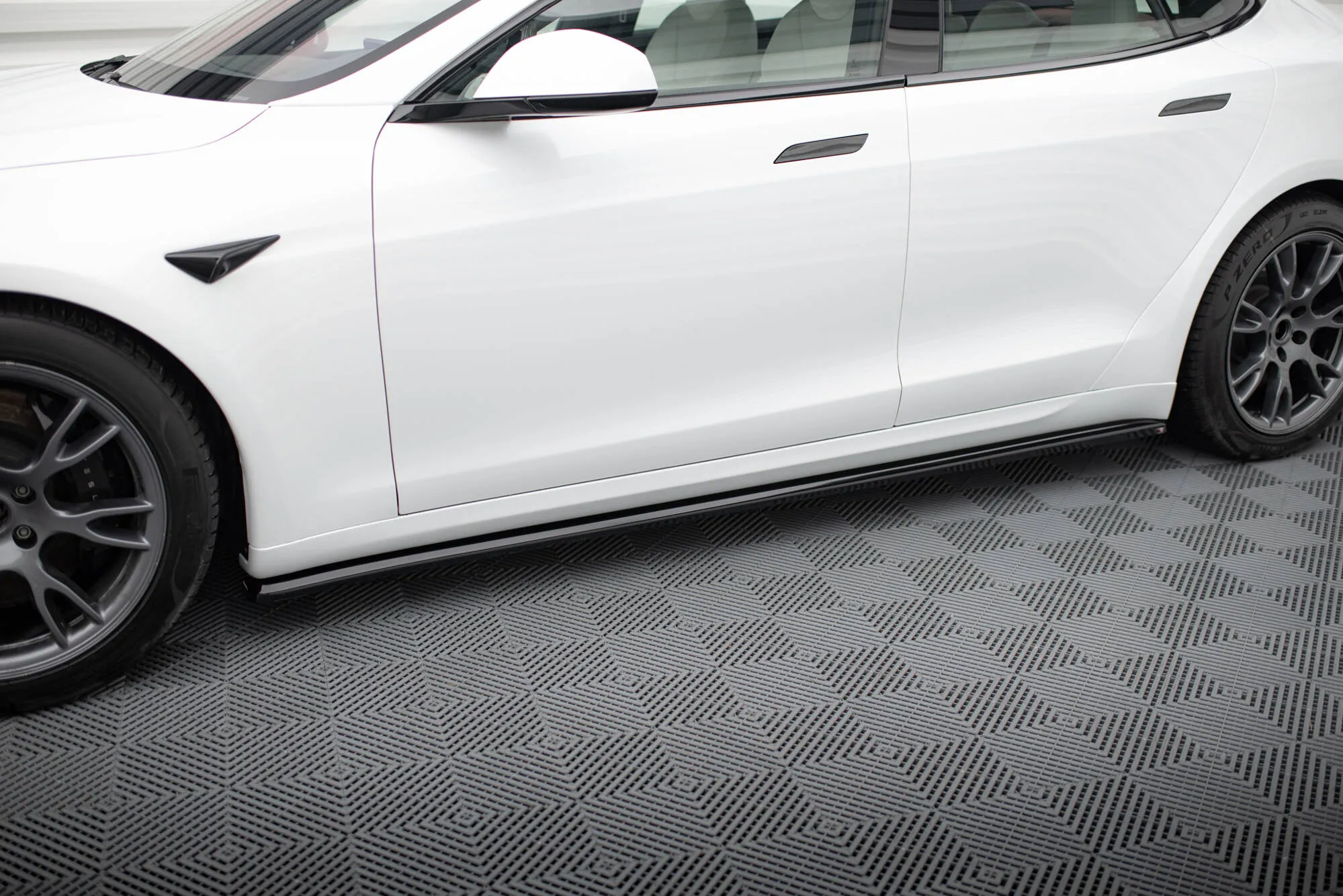 Tuningkit Tesla Model S Plaid 2021 -> | Sport Eksteriør Styling-sett Image 6