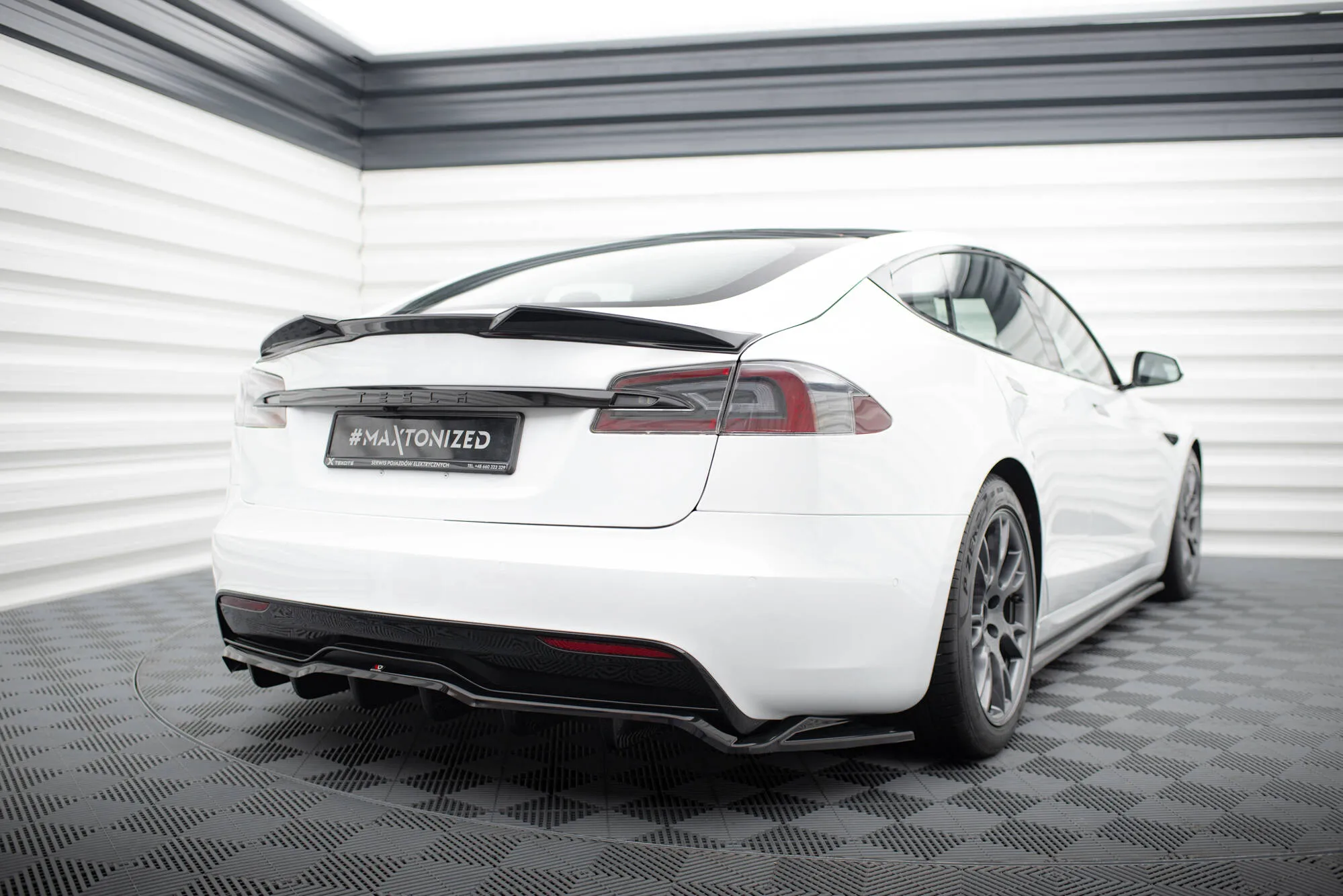 Tuningkit Tesla Model S Plaid 2021 -> | Sport Eksteriør Styling-sett Image 8