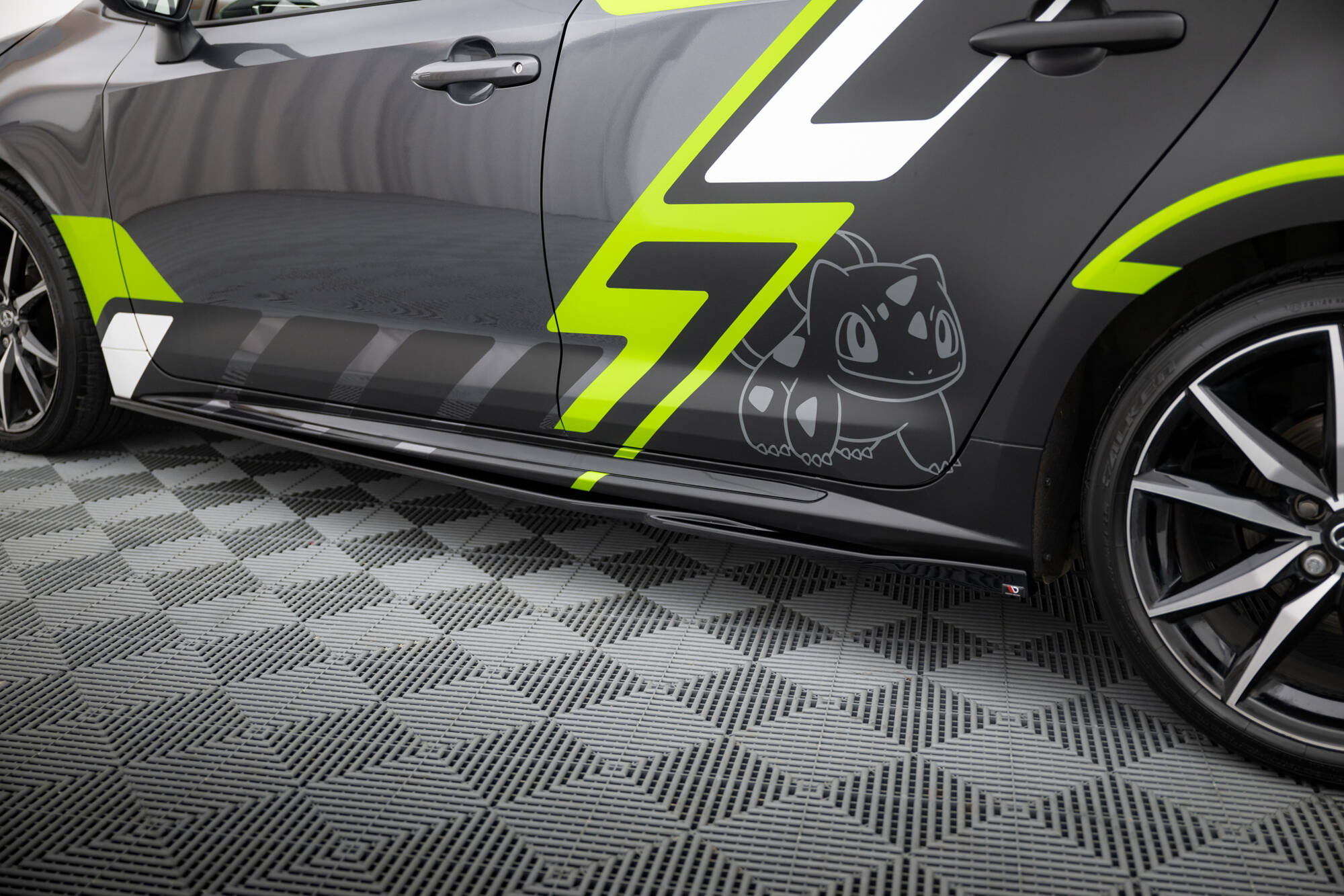 Tuningkit Toyota Corolla GR Sport Touring Sports XII   2019 - 2023 | Sport Eksteriør Styling-sett Image 10