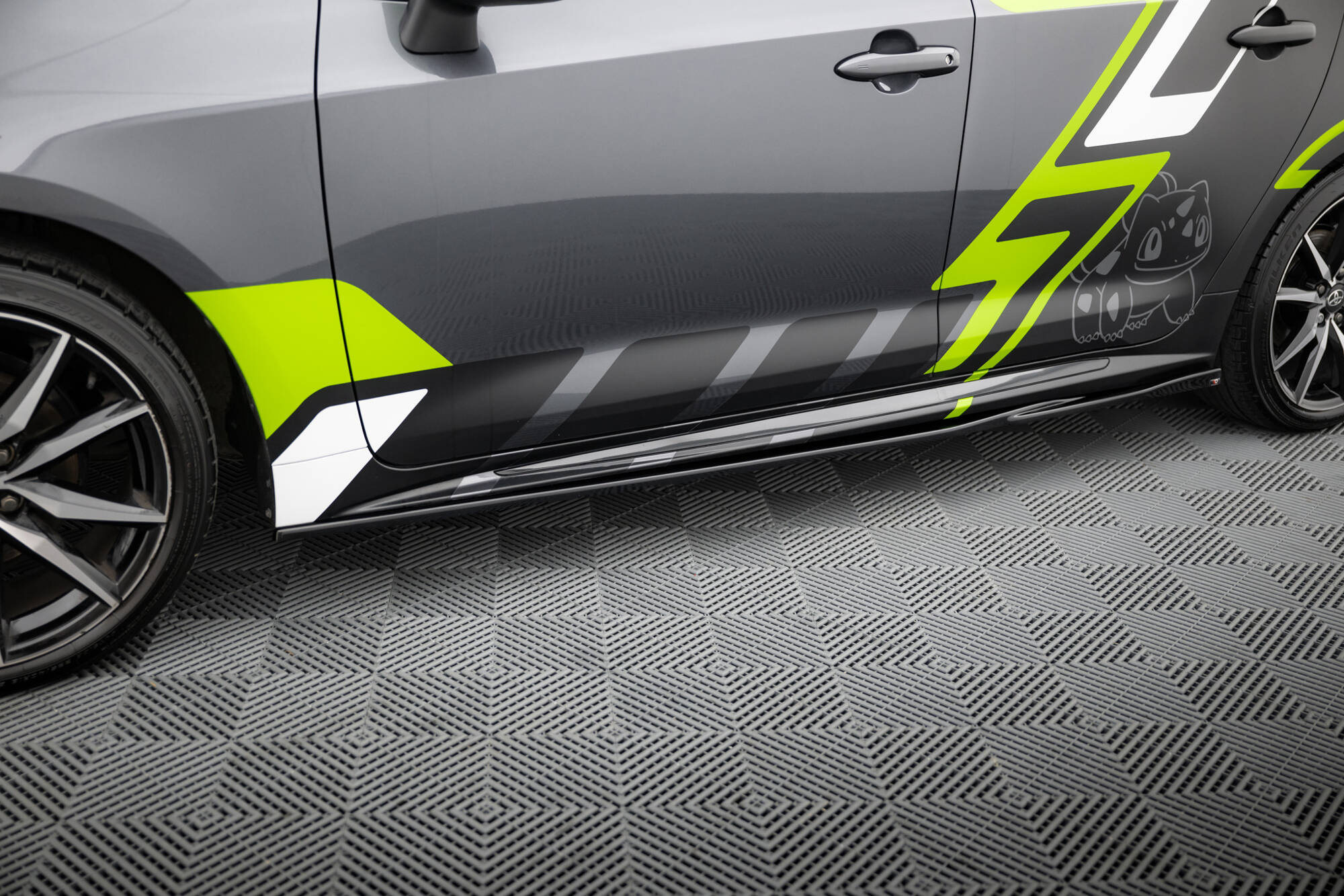 Tuningkit Toyota Corolla GR Sport Touring Sports XII   2019 - 2023 | Sport Eksteriør Styling-sett Image 5