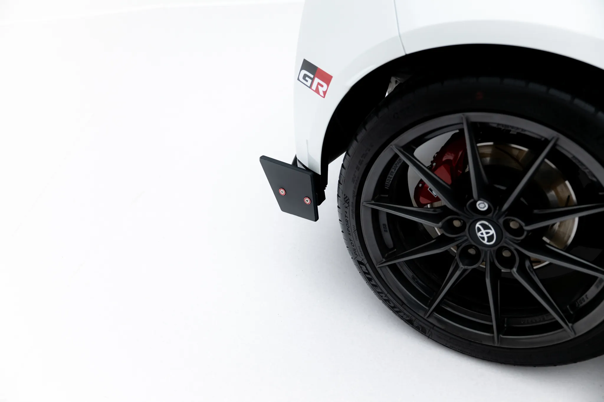 Tuningkit Toyota Yaris GR IV 2020-> | Glossy Black Edition – bilde 9