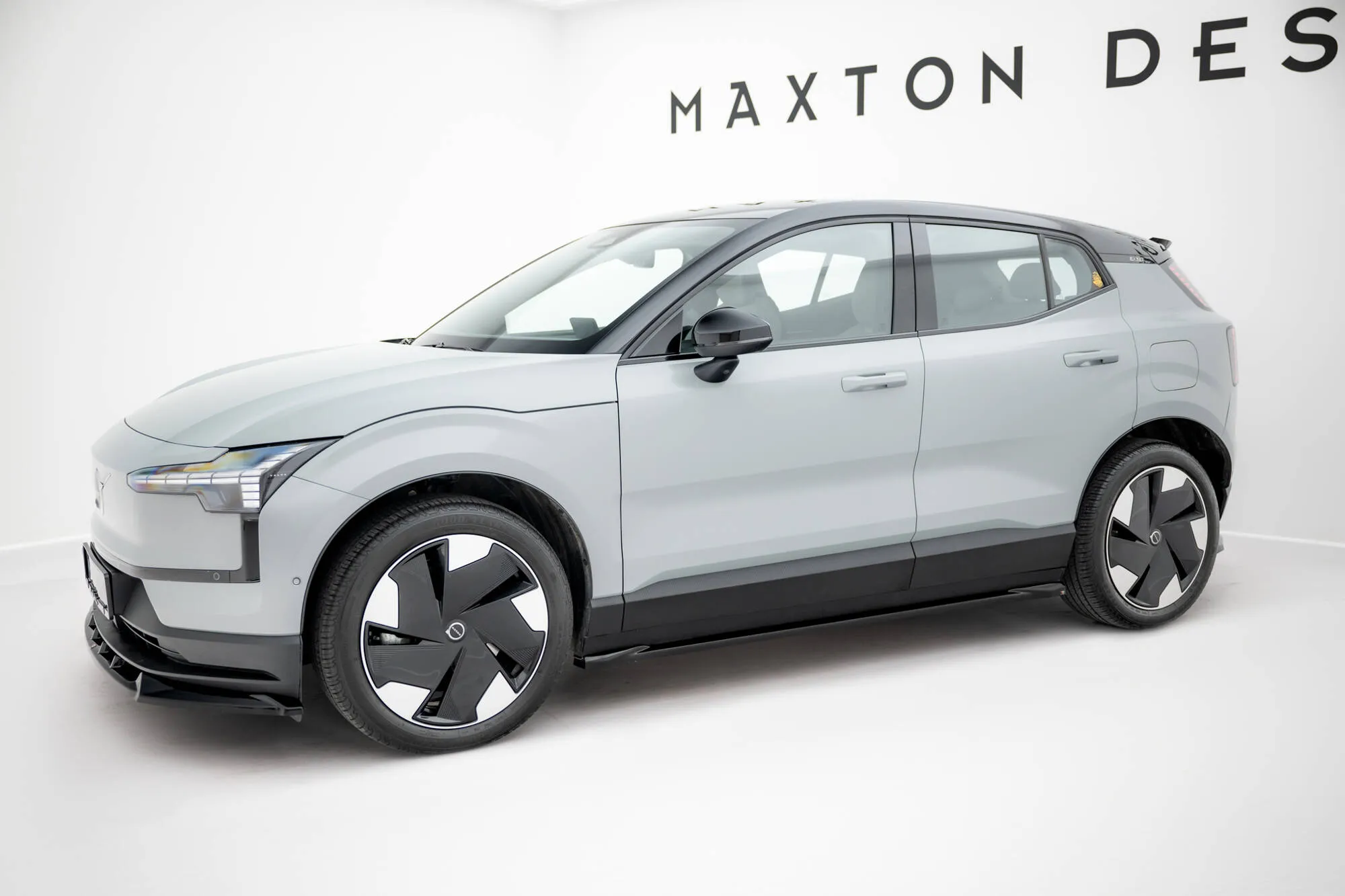 Tuningkit Volvo EX30 2023 -> | Sport Eksteriør Styling-sett Image 1
