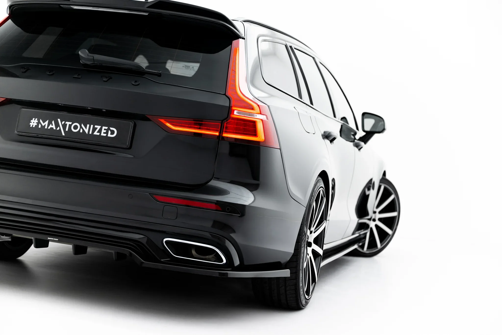 Tuningkit Volvo V60 II R-Design 2018 - 2024 | Sport Eksteriør Styling-sett – bilde 10