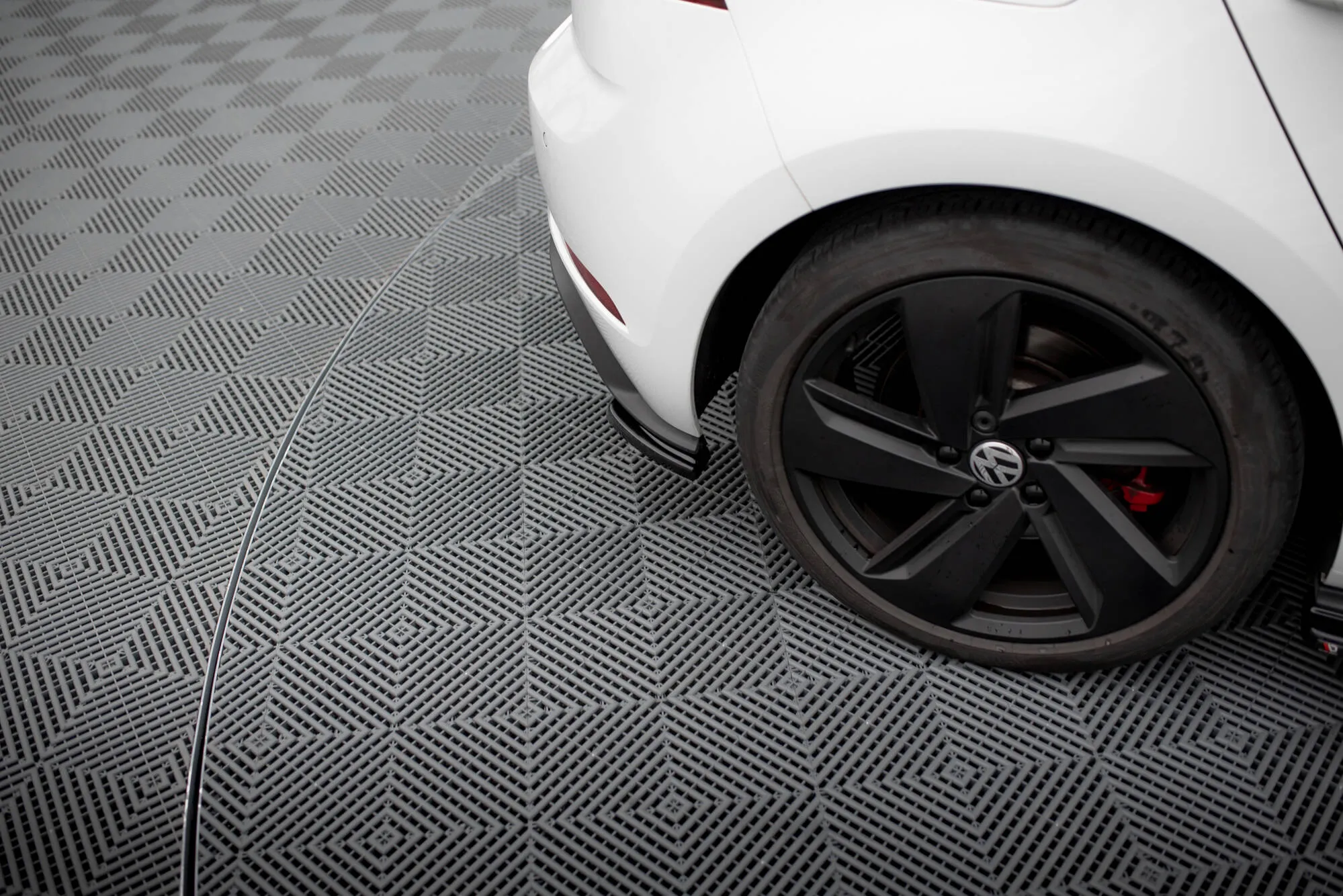 Tuningkit VW Golf 7 GTI facelift 2017-2020 | Glossy Black Edition – bilde 11