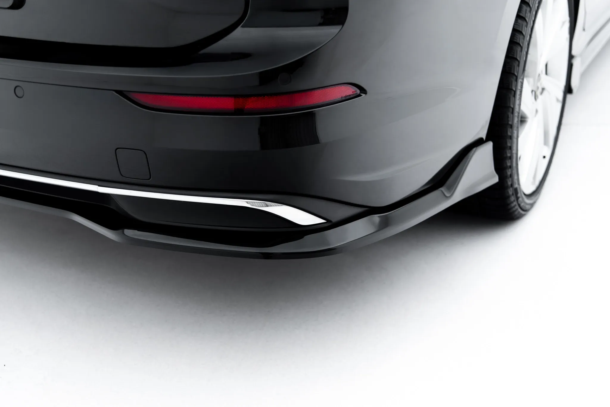 Tuningkit VW Golf Variant VIII Facelift 2024 -> | Glossy Black Edition – bilde 4
