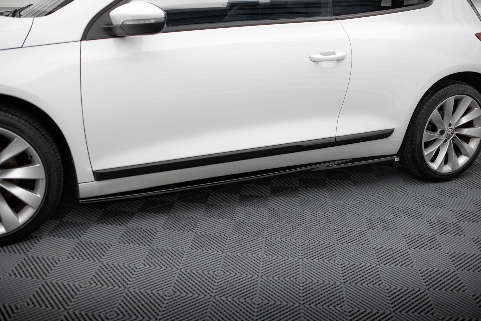 Tuningkit VW Scirocco Mk3 facelift 2014 - 2017 | Glossy Black Edition – bilde 5
