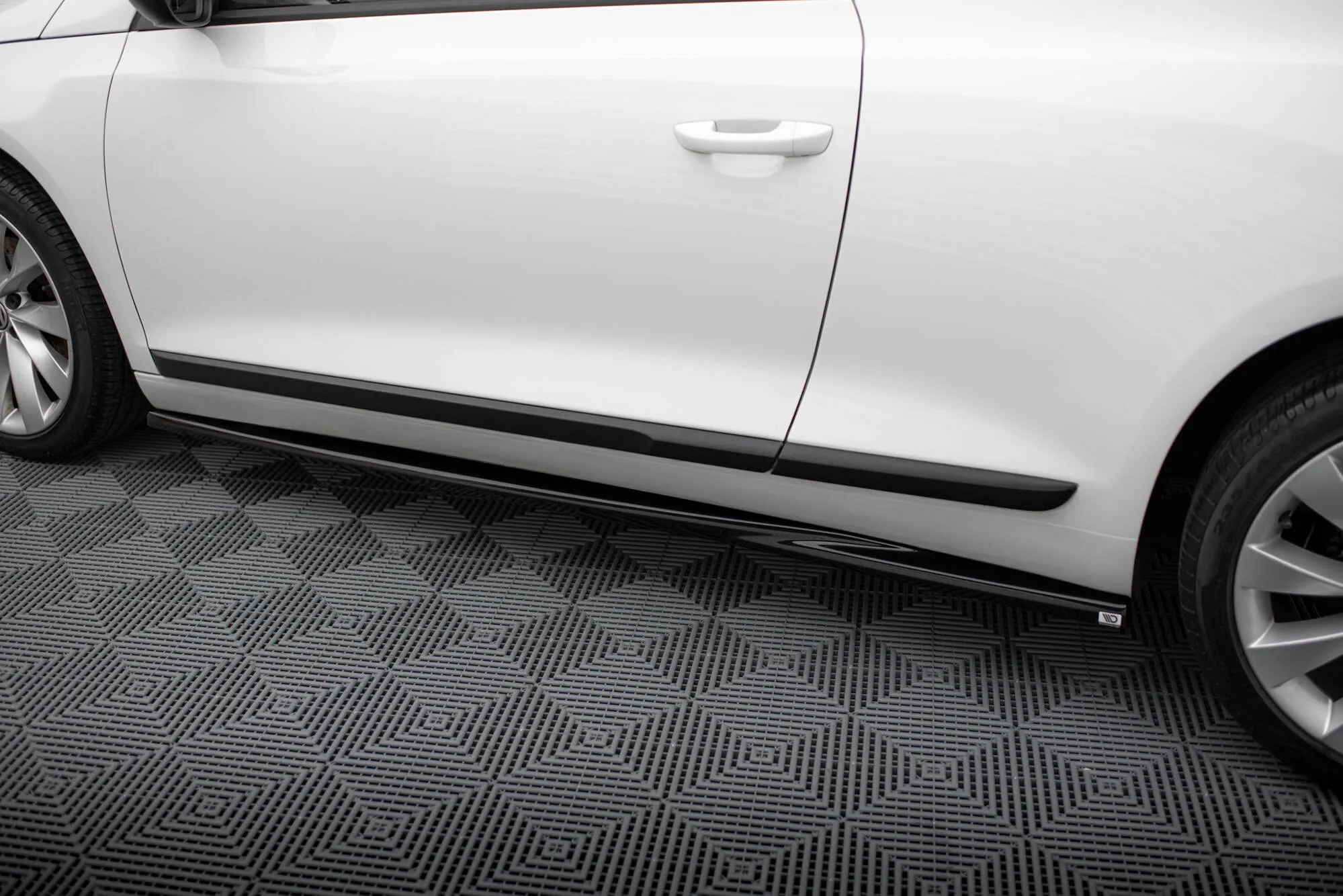 Tuningkit VW Scirocco Mk3 facelift 2014 - 2017 | Glossy Black Edition – bilde 6