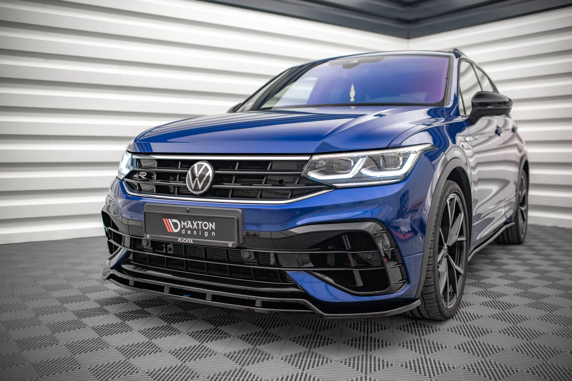 Tuningkit VW Tiguan II R-line 2020 - 2024 | Glossy Black Edition – bilde 2