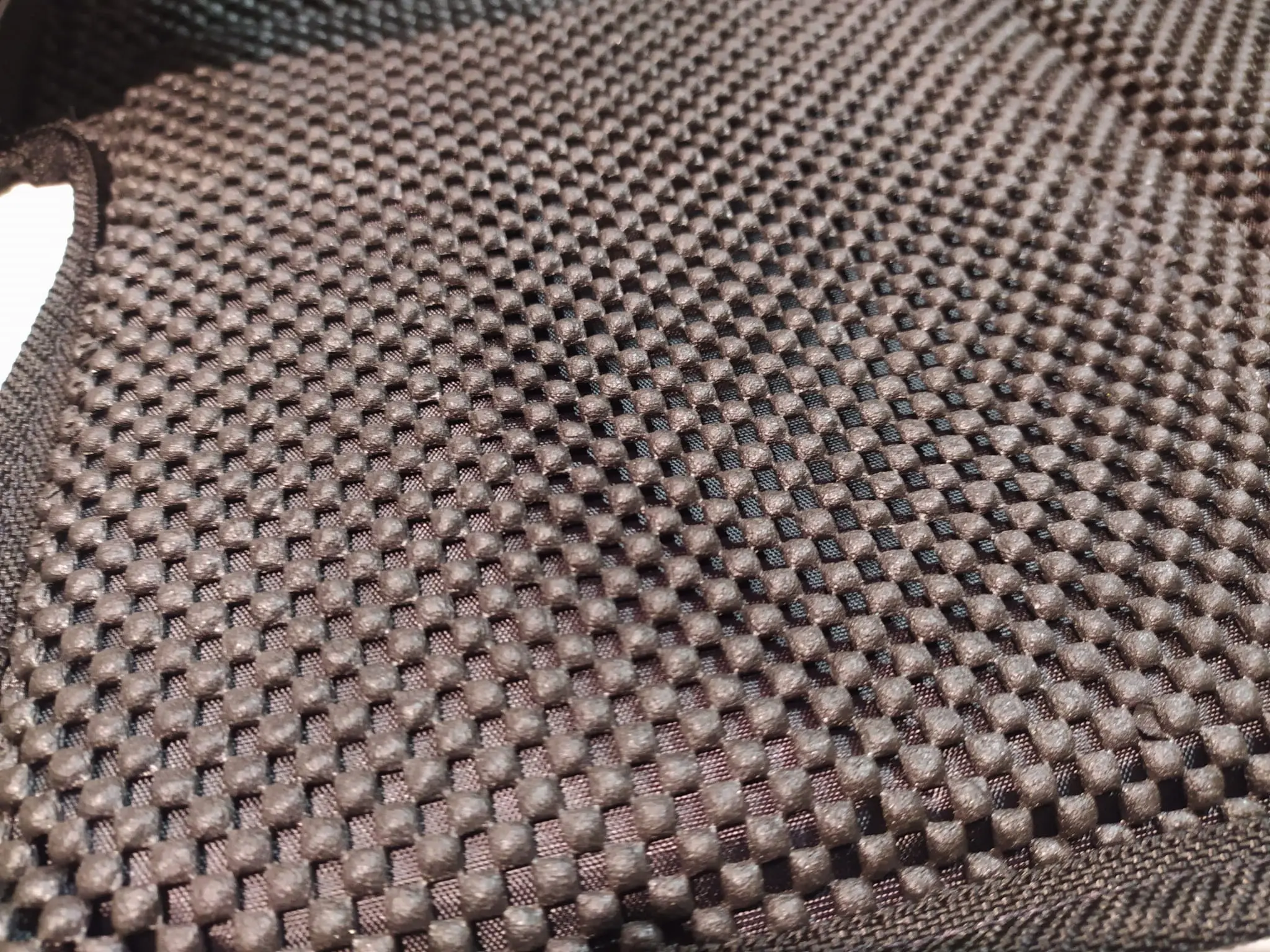 Underlag for barnesete Skoda │ Beskyttelsesmatte til baksete Packing under child seat – bilde 5