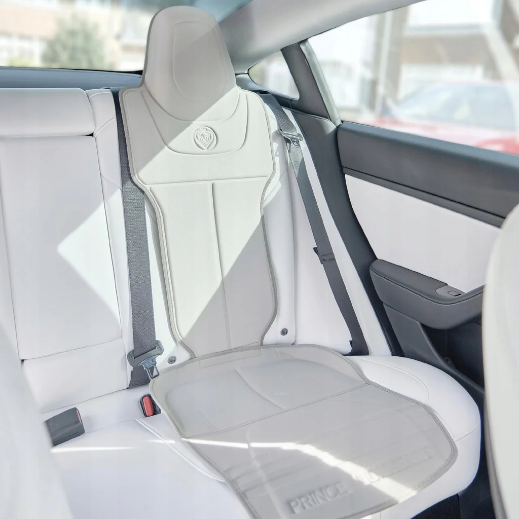 Underlag for barnesete Tesla Model S / 3 / X / Y Beige │ Beskyttelsesmatte til baksete Packing Under Child Seat - Beige Edition
