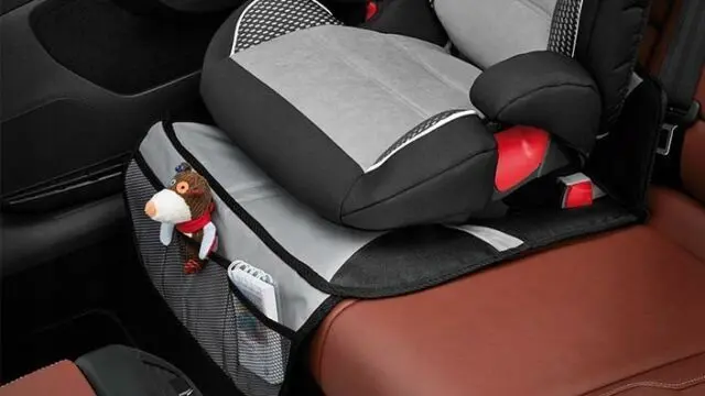 Underlag for barnesete VW │ Beskyttelsesmatte til baksete Packing under child seat – bilde 3