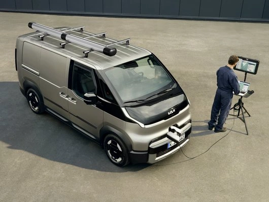 V2L-adapter – Kia │ Genuine® Vehicle-to-Load Image 3