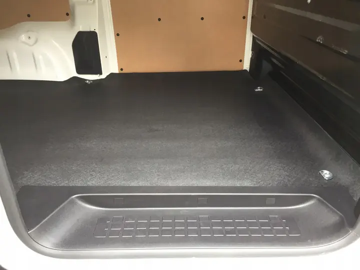 Vareromsmatte / Lasteromsmatte Toyota Hiace IV 1995 – 2012 (kort) Image 3