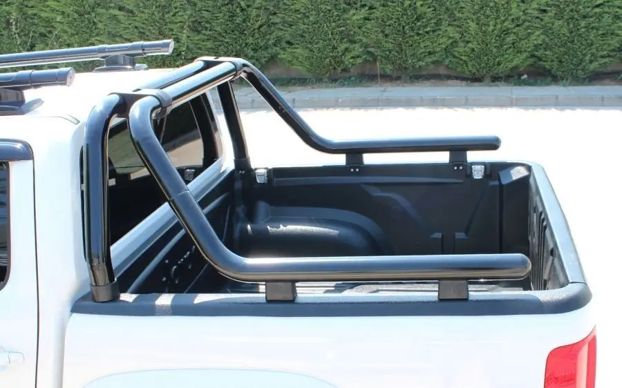 Veltebøyle Isuzu D-Max II 2012 - 2019 │ ST Roll Bar Black Edition med sidepanel Image 1