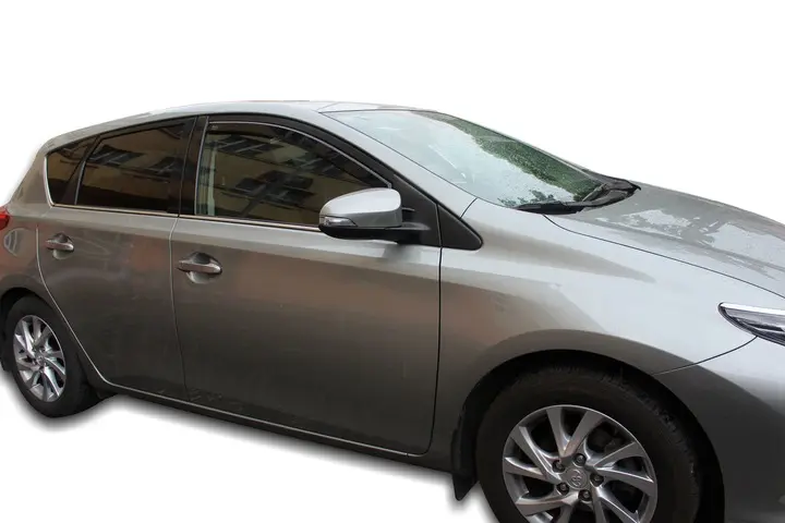 Vindavvisere TOYOTA AURIS II 5-dørs .2013 - 2018 HATCHBACK/TOURING sett 2 stk.