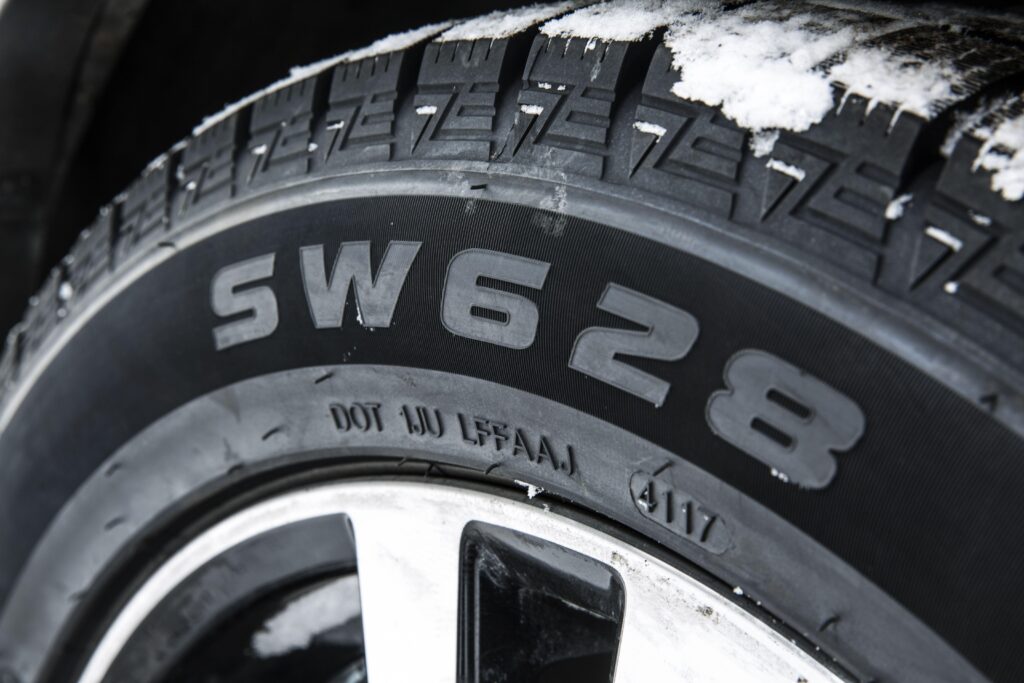 Vinterdekk GoodRide SW628 110H XL  │ 265/50 R19 – bilde 4