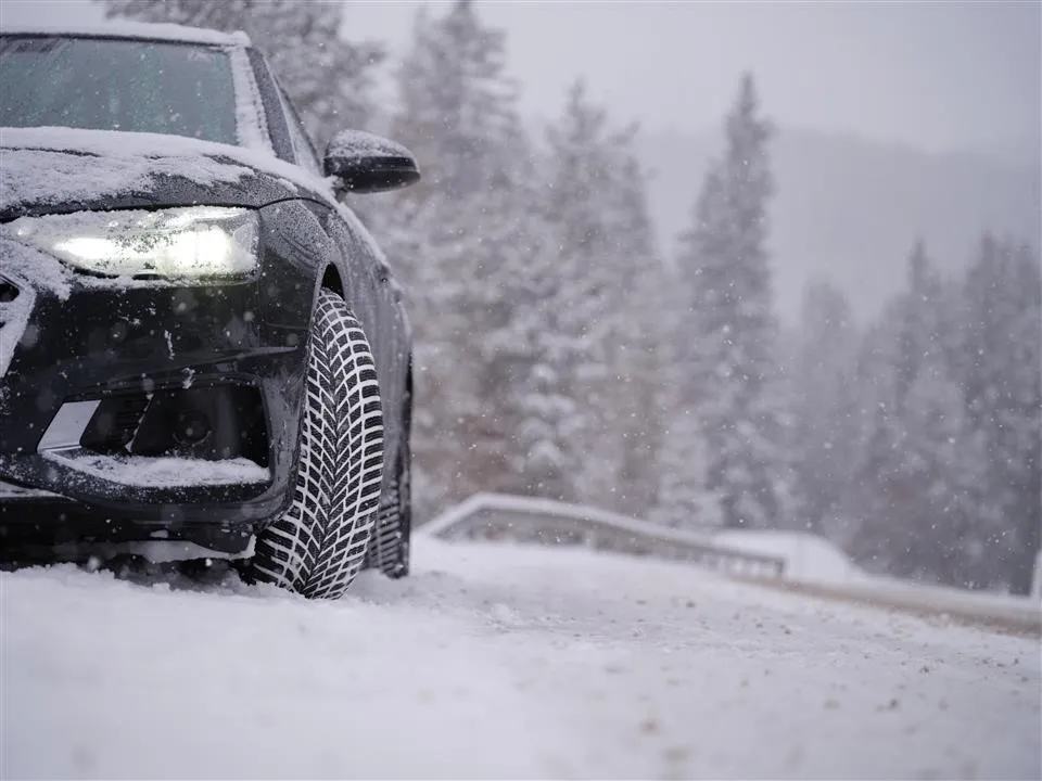 Vinterdekk Nokian Snowproof 2 SUV 3PMSF 104V XL FR │ 255/45 R19 – bilde 14